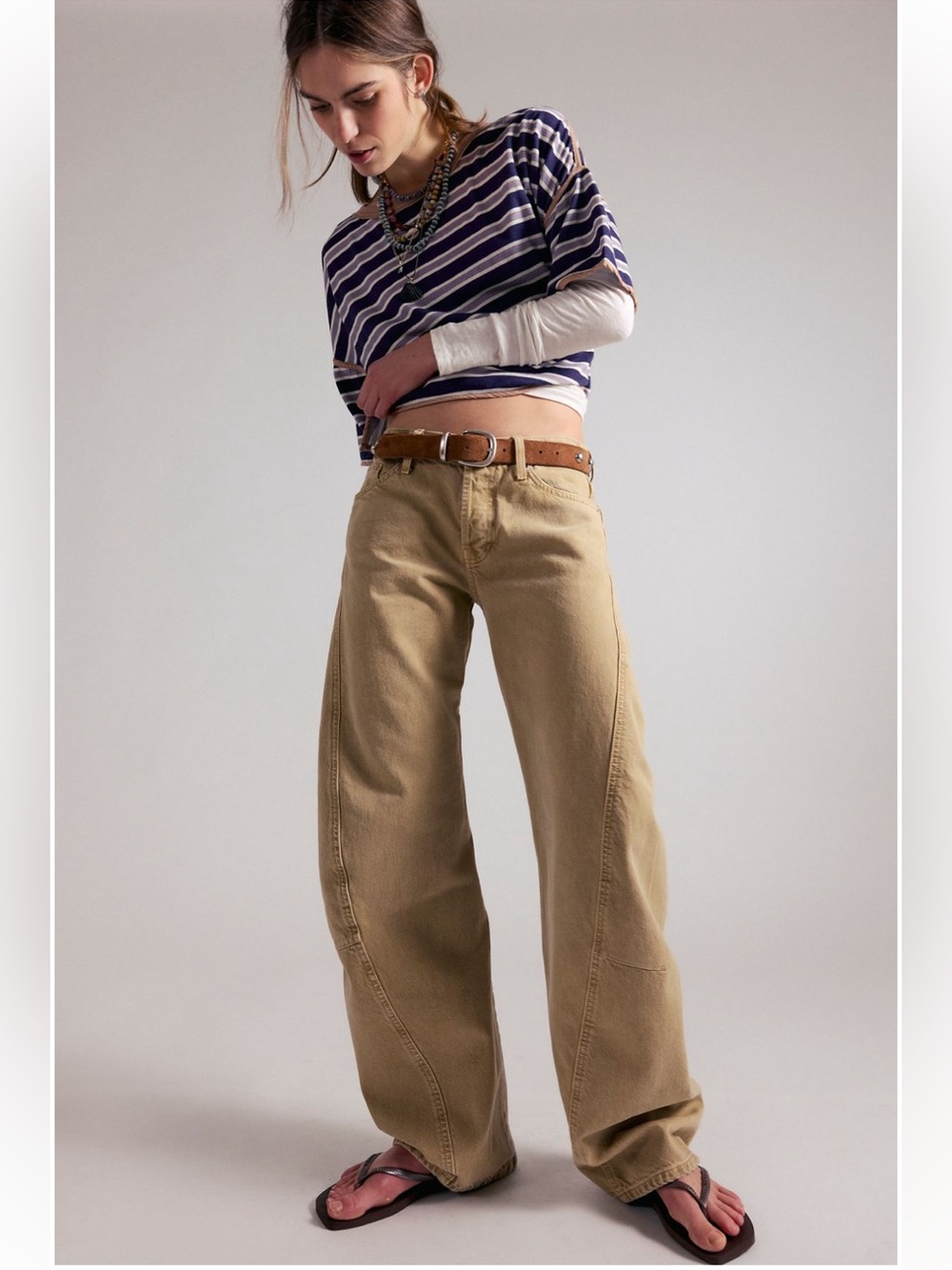 Free People We The Free Fable Low-Rise Twisted Bowed Jeans 32 Oat Latte NWT - Picture 5 of 17